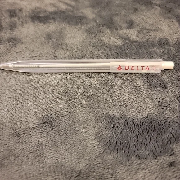 Delta Airlines Elite Business First Class Flight Amenity Kit - Picture 5 of 13